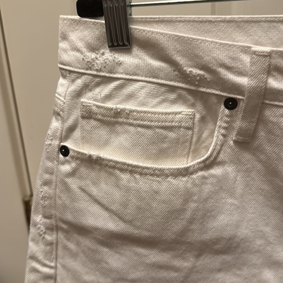 FRAME women’s LE SIMONE SHORT RAW RUMPLED BLANC GRIND - Picture 10 of 16